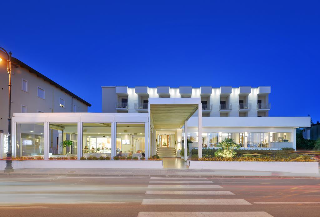 Hotel Serenella Agropoli Exterior foto